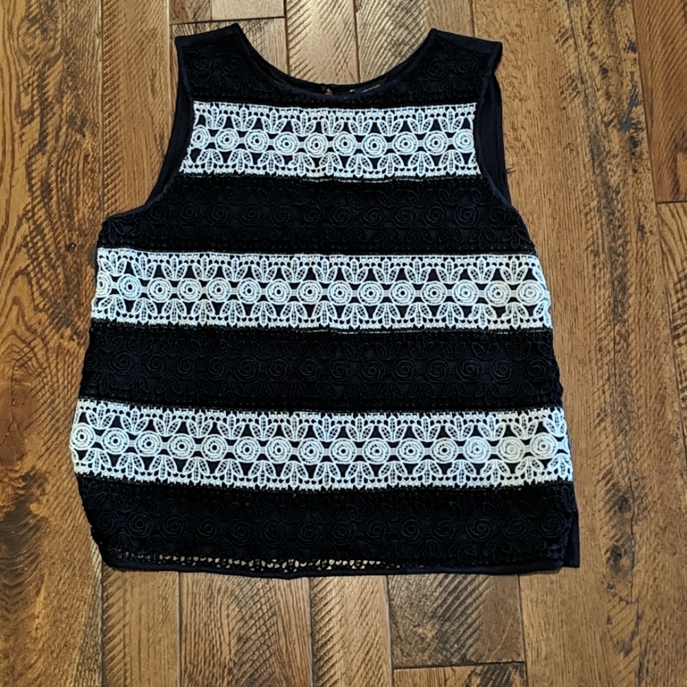 Ann Taylor blue and white blouse size M